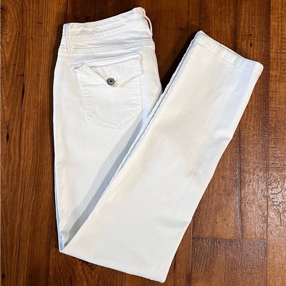 Vintage America Denim - Vintage America Wonderland Slim Straight Jeans Size 8R/29 White.